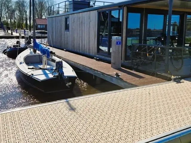 Castalia Evt. Met Koopligplaats 1460 X 500 Special Houseboat