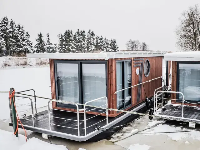 COMPLEET Nieuwe Nordic Season NS 36 Eco 23 Houseboat Met Ligplaats