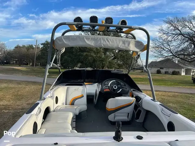 Nautique Super Air 210