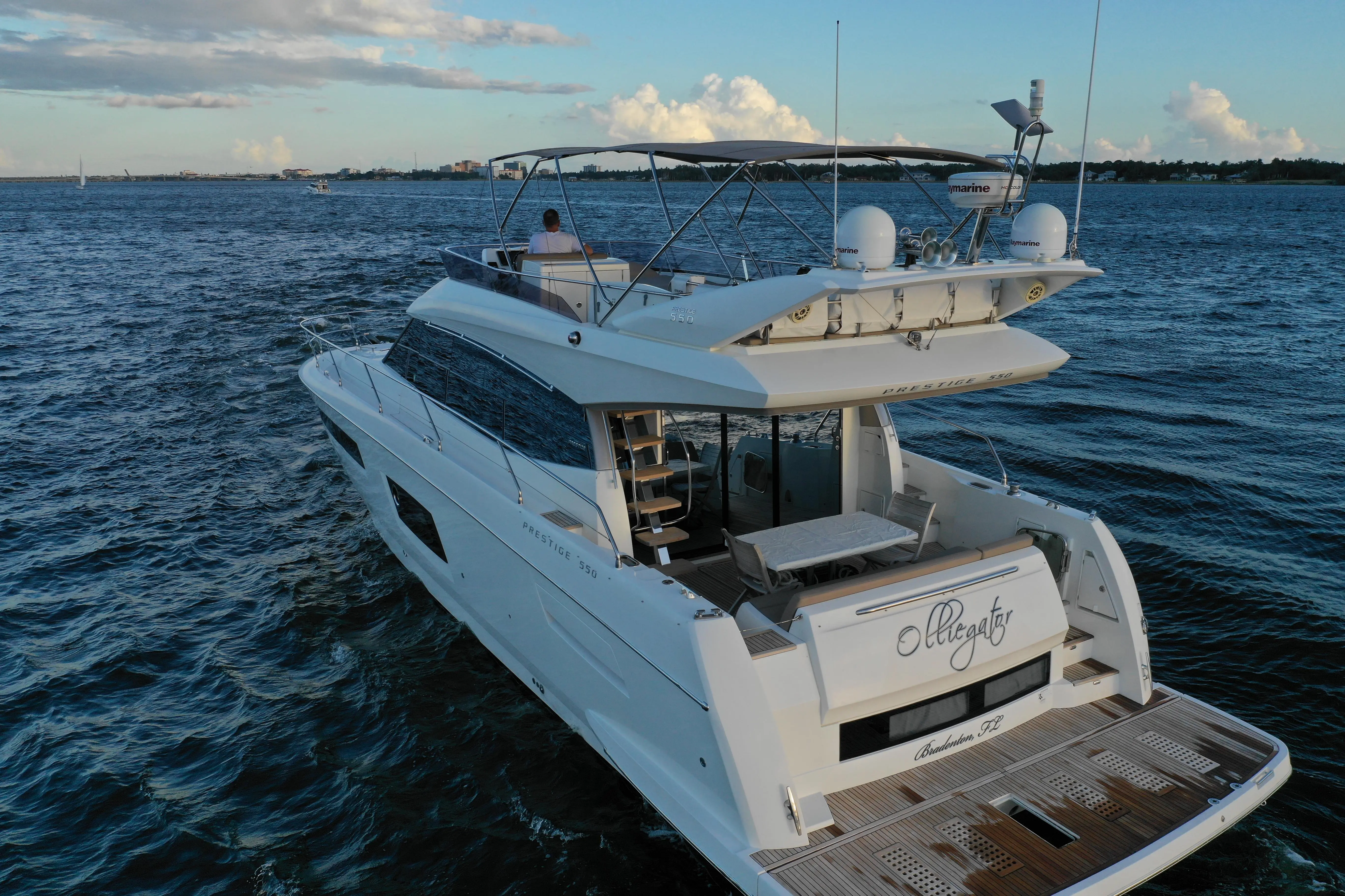 2015 Prestige 55'