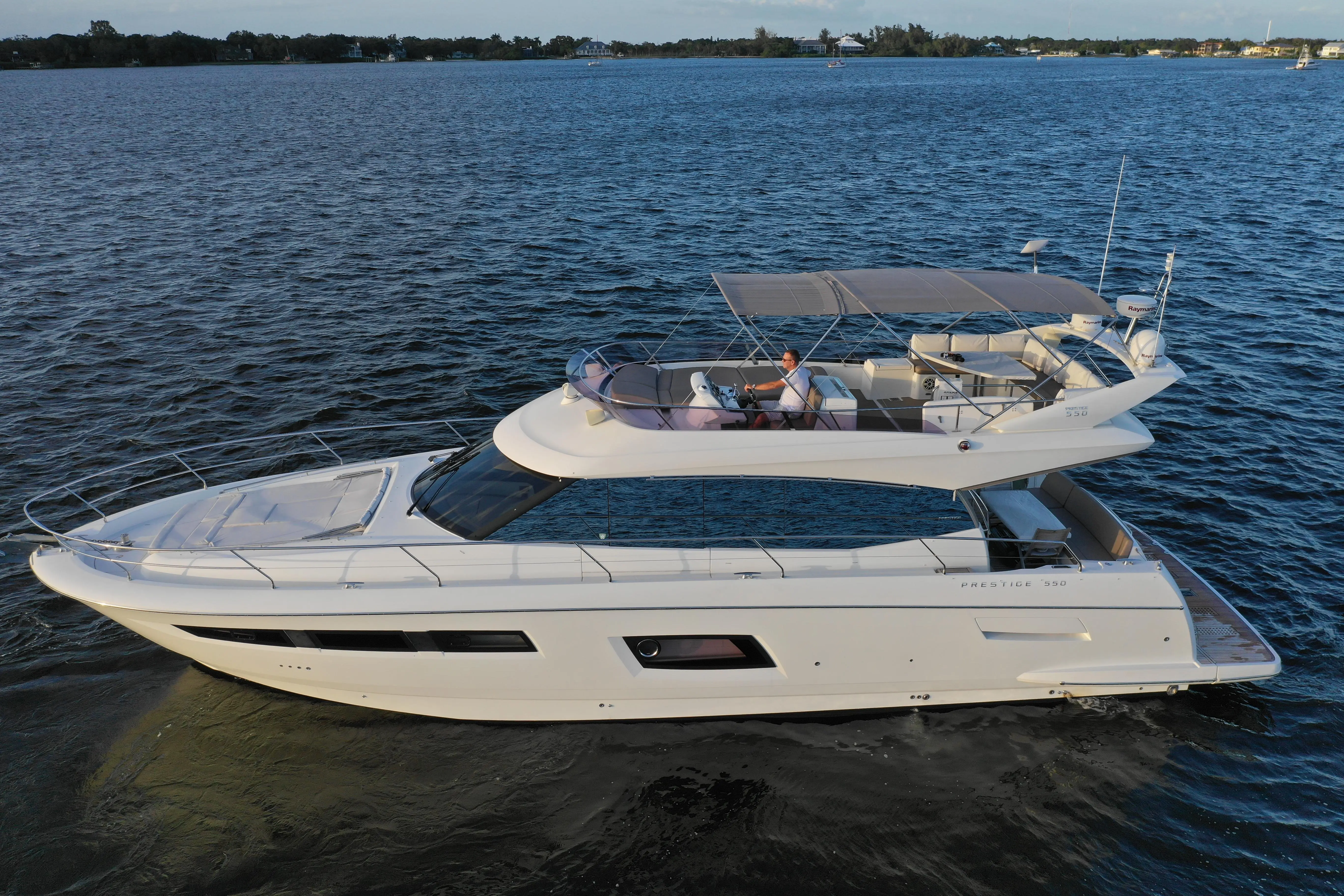 2015 Prestige 55'