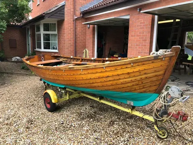 Classic 16' Bass Boat