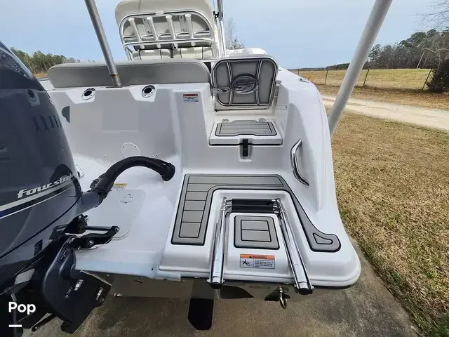 Sea Fox Boats 228 Commander