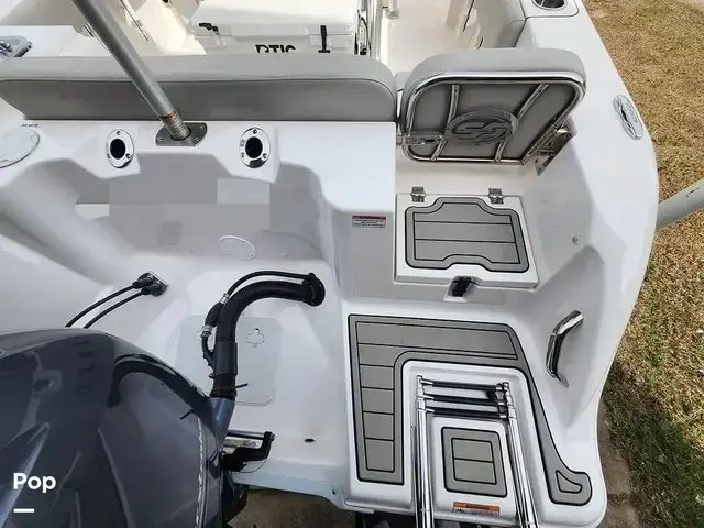 Sea Fox Boats 228 Commander