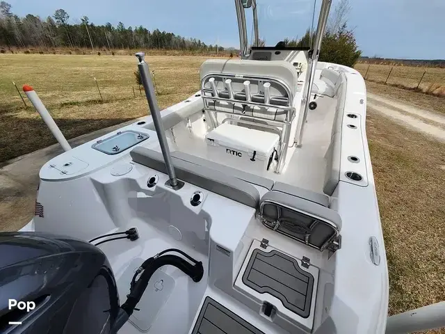 Sea Fox Boats 228 Commander