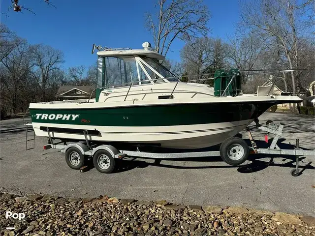 Trophy Boats 2152 Walkaround