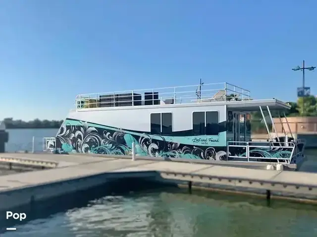 Catamaran Cruisers 45'x12'