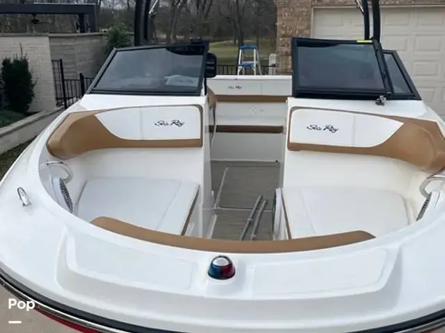 2018 Sea Ray 190 spx