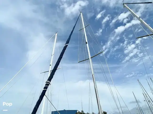 Beneteau First 42