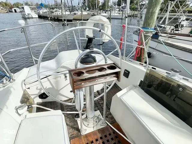 Beneteau First 42