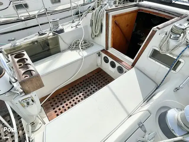 Beneteau First 42