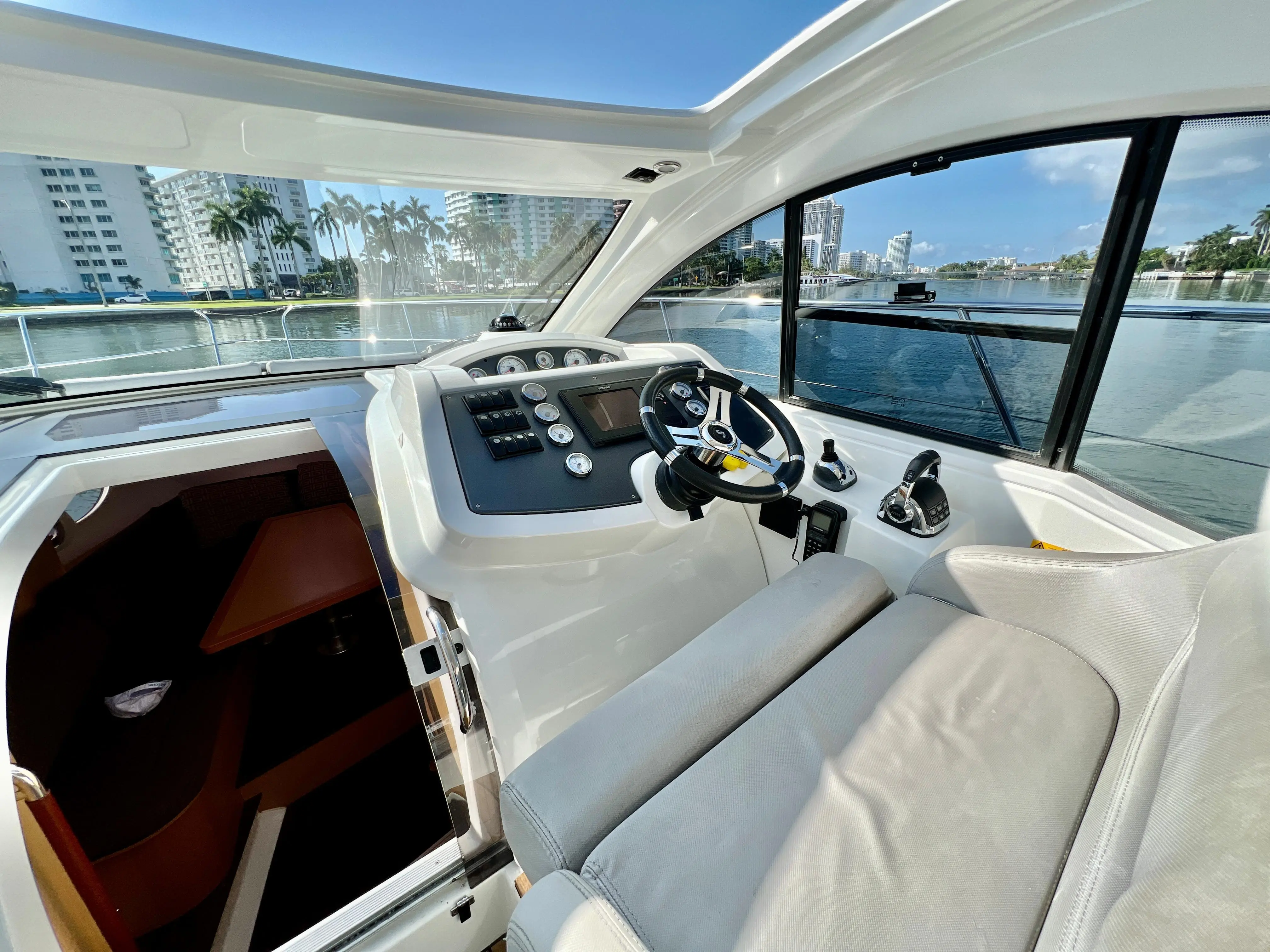 2013 Beneteau gran turismo 34