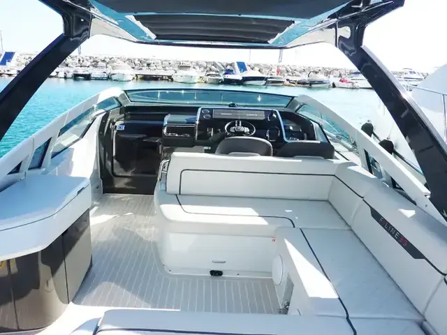 Fairline F Line 33