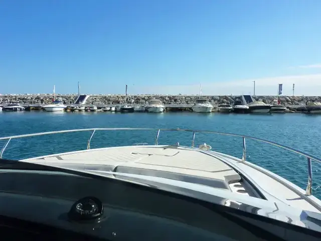 Fairline F Line 33