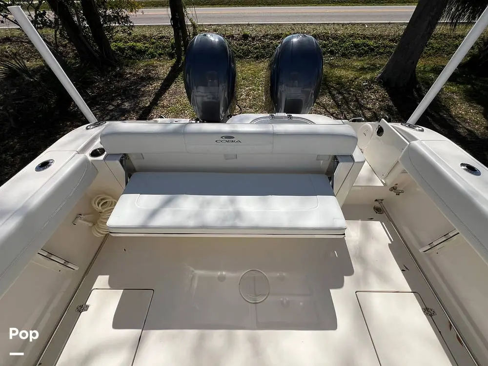 2023 Cobia Boats 280 cc