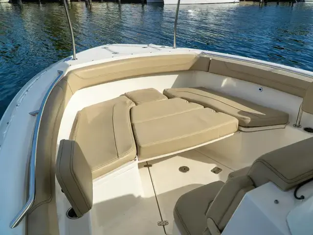 Pursuit 288 Sport