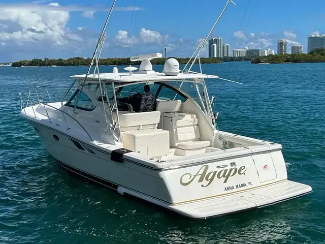 Tiara 38'