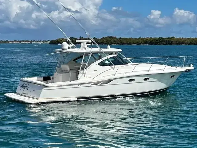 Tiara 38'