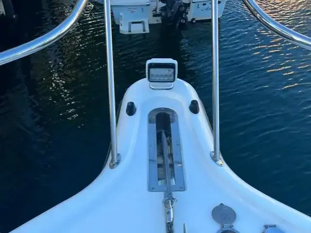 Tiara 38'