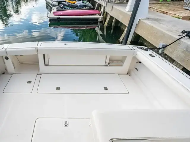 Tiara 38'