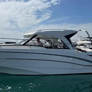 2019 Beneteau Antares 8 OB