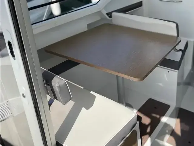 Beneteau Antares 8