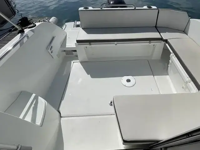 Beneteau Antares 8