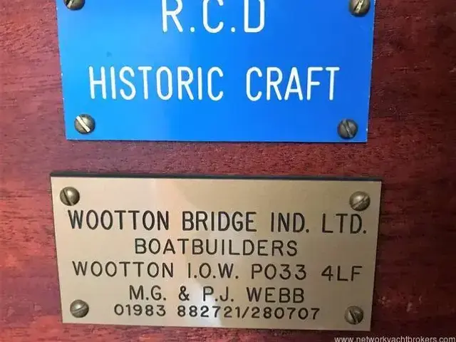 Unknown Wooton Bridge Day Sailer