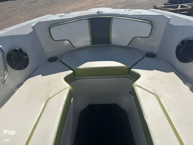 Scarab Boats 215 HO Impulse