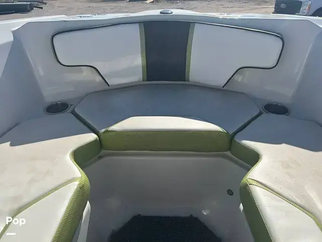 Scarab Boats 215 HO Impulse