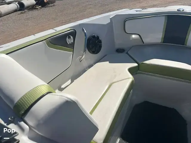 Scarab Boats 215 HO Impulse