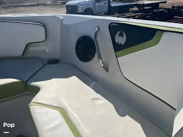 Scarab Boats 215 HO Impulse