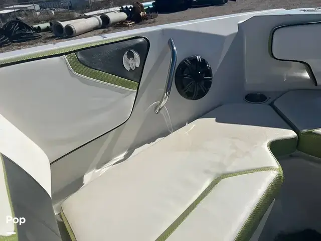 Scarab Boats 215 HO Impulse