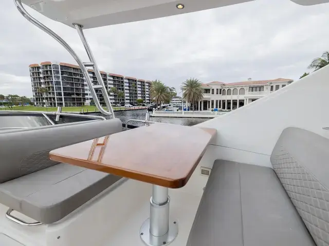 Sea Ray 59'