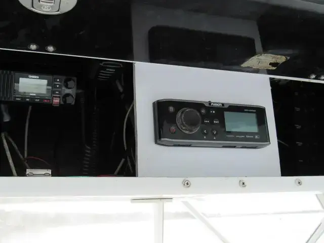 Composite Yacht 34 Express Sportfisherman