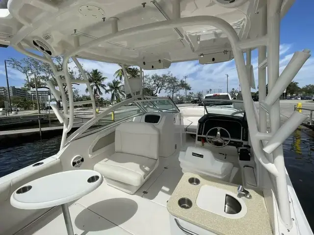 Robalo 247 Dual Console