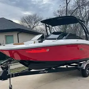 2018 Sea Ray Spx190