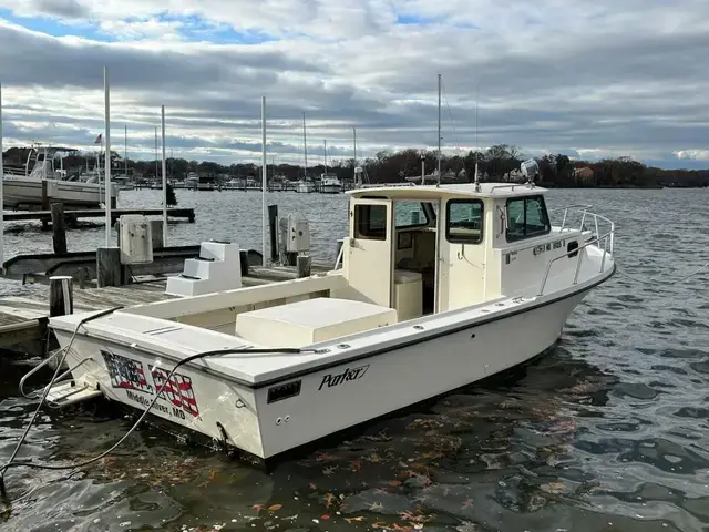 Parker 2520 Sport Cabin