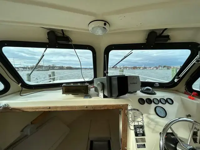 Parker 2520 Sport Cabin