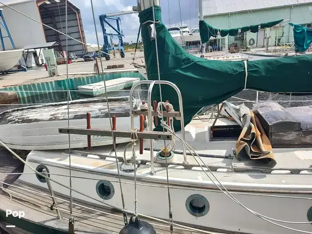 Westsail 32