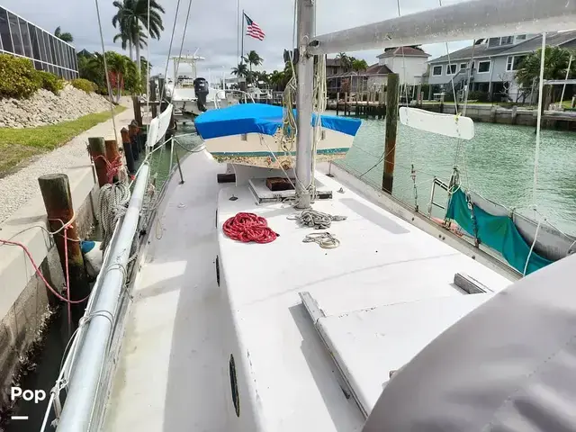 Herreshoff 37