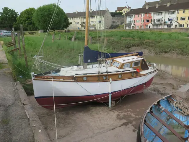 Classic 25' Gaff Cutter