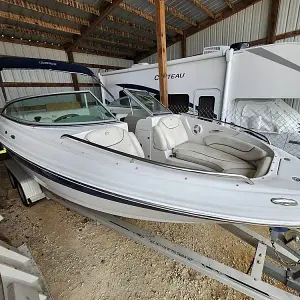 2006 Crownline 230 LS