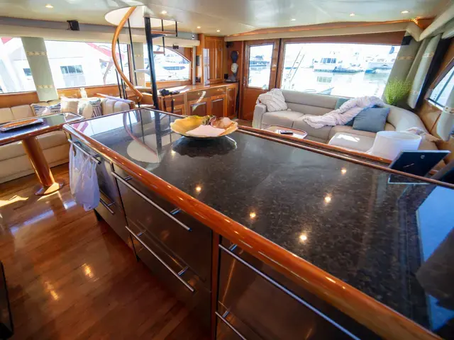 Viking Yachts 65 Enclosed