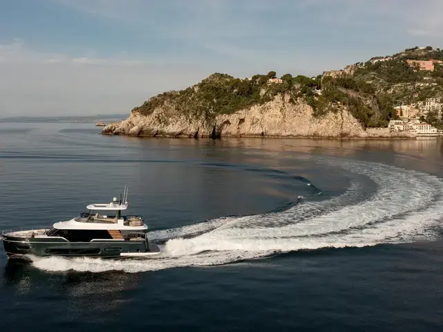 Azimut Magellano 60