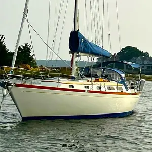 1986 Little Harbor 38