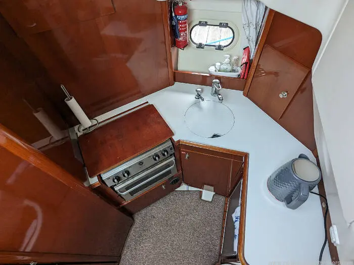 2002 Jeanneau prestige 32 flybridge