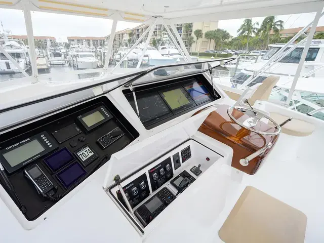 Viking Yachts 61 Convertible