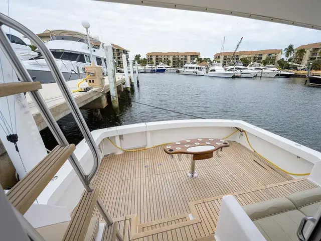 Viking Yachts 61 Convertible