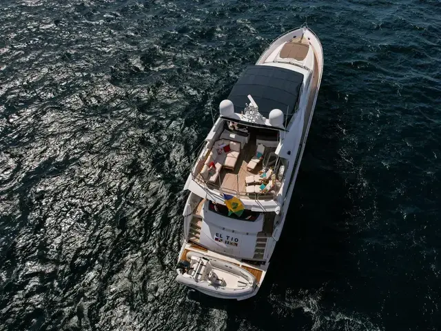 Sunseeker Yacht 90